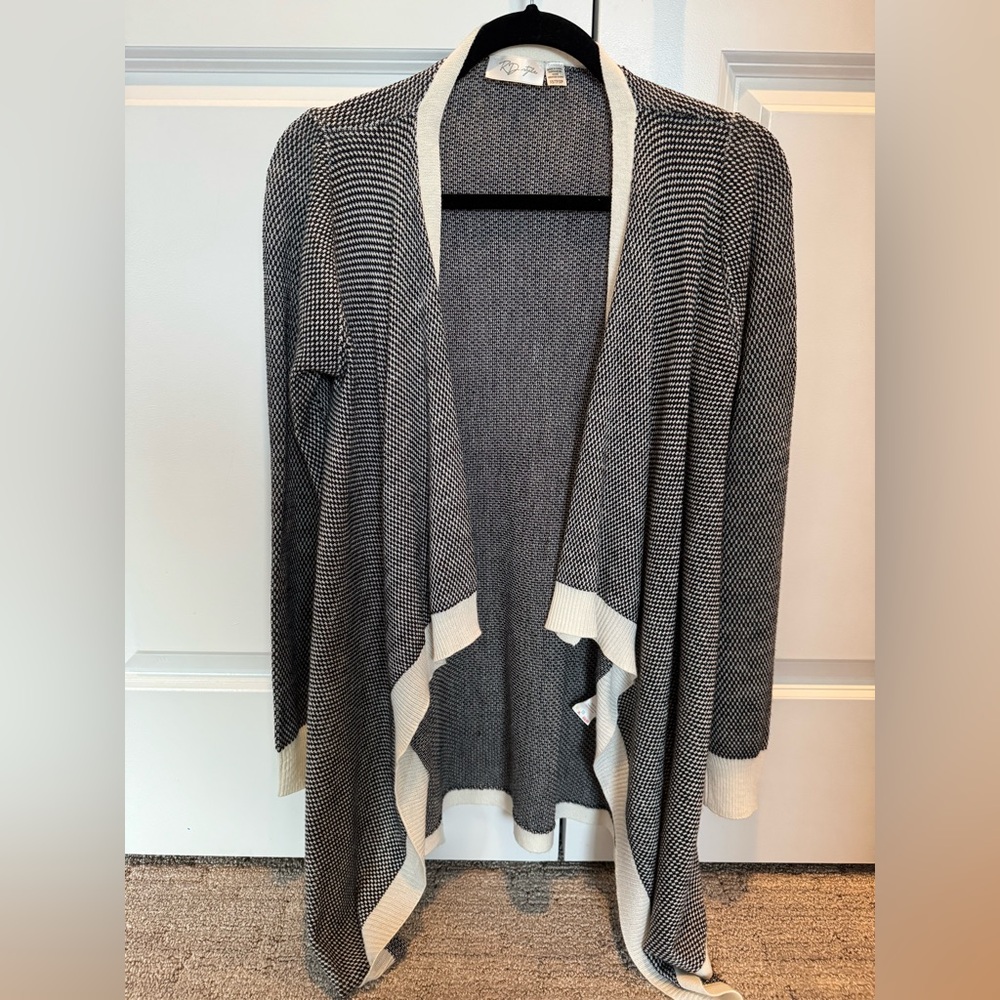 RD Style Black and Cream Open Front Cardigan